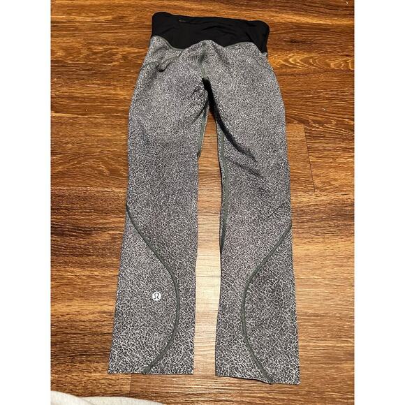 Lululemon Wunder Under Pants Black And White Size 2 - Picture 5 of 7